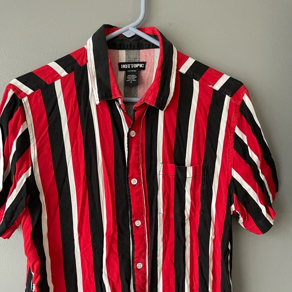 Hot Topic Lot 2 Button Up Shirt Size Small - Picture 2 of 3
